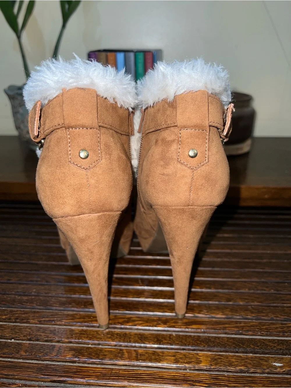 Guess Tan Faux-Suede Ankle Boots with Cream Faux-Fur Cuff